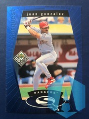 1999 UD Choice StarQuest Blue #SQ9 Juan Gonzalez Texas Rangers